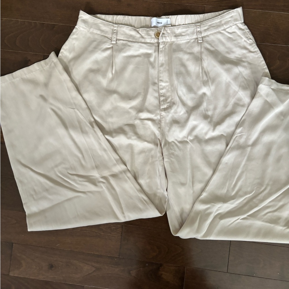 MANGO. Summer pants.